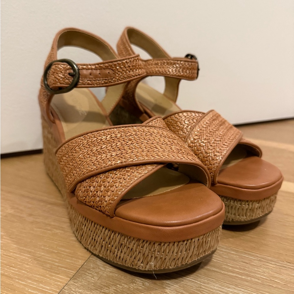 Women's Tan Woven Platform Sandals